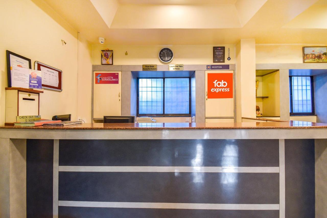 Hotel Ashiyana Pune Esterno foto