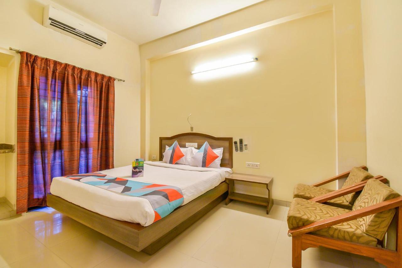 Hotel Ashiyana Pune Esterno foto